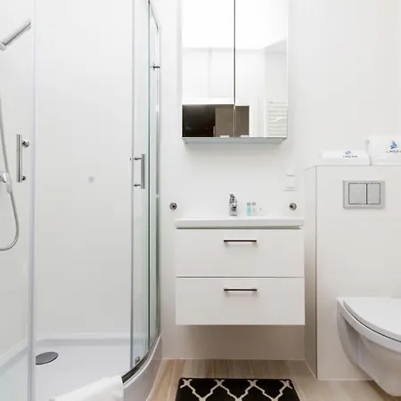 Διαμέρισμα In Northern By Renters Γκντίνια